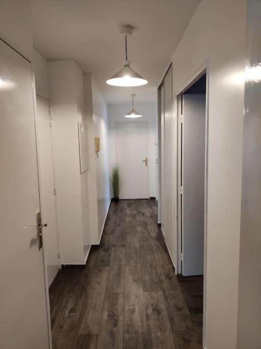 Apartmán App 5 Pers, Parking, 3Mn Rer A, 40 Mn Du Centre De Paris, Cergy Le Haut Exteriér fotografie